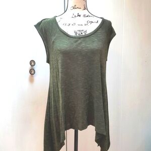 Women's Dark Green Asymmetrical Slant hem Short-sleeved Sweater Top Sz.Large